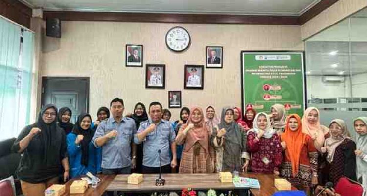 Pertemuan pihak Dinas Komunikasi dan Informatika (Diskominfo) Palembang bersama Universitas PGRI Palembang, akan mengulirkan layanan bimbingan belajar (Bimbel) bersama gratis bagi siswa kelas 6 SD, yang dijadwalkan mulai beroperasi pada 10 Februari 2026. Foto: Kominfo Palembang.
