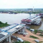 Jembatan tol sesi Kayuagung-Palembang-Betung yang menyeberang Sungai Musi. Foto: hutamakarya.com.