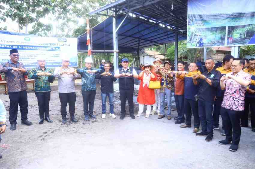 Gubernur Sumatera Selatan (Sumsel), Dr.H. Herman Deru melakukan kunjungan kerja ke Pembangkit Listrik Tenaga Uap (PLTU) Sumbagsel-1 berkapasitas 2 x 150 megawatt (MW) di Desa Keban Agung, Kecamatan Semidang Aji, Kabupaten Ogan Komering Ulu (OKU), Kamis (26/2/2026). Foto: Humas Pemprov Sumsel.