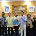 Para pengurus Partisipasi Kristen Indonesia (Parkindo) saat audiensi dengan Wali Kota Palembang, Ratu Dewa, di Kantor Wali Kota Palembang, Jumat (13/2/2026). Foto: Kominfo Palembang.