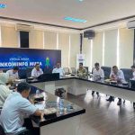 Plt Kadis Komi fo Muba memimpin rapat. Foto: Kominfo Muba.