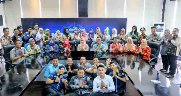 Suasana halalbihalal pegawai Kominfo Muba. Foto: Kominfo Muba.