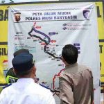 Sekretaris Daerah Drs Syafaruddin, MSi meninjau pos pengamanan dan pelayanan sehari sebelumnya guna memastikan kesiapan petugas di lapangan, Kamis (19/3/2026). Foto: Kominfo Muba.