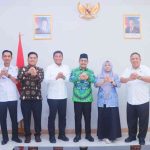 Pj Sekretaris Daerah Muba Drs Syafaruddin, MSi didampingi Kepala Bappeda Muba Dr Mursalin SE MM saat mengikuti Rapat Koordinasi (Rakor) yang digelar Direktorat Jenderal Bina Pembangunan Daerah Kementerian Dalam Negeri bersama United Cities and Local Governments Asia-Pacific (UCLG ASPAC), serta Rakor Penerapan Standar Pelayanan Minimal (SPM) Tahun 2026 di Hotel Bidakara Jakarta Selatan, Rabu (3/3/2026). Foto: Kominfo Muba.