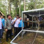 Gubernur Sumatera Selatan (Sumsel), Dr. H. Herman Deru menghadiri kegiatan halal bihalal Ikatan Alumni Sekolah Kehutanan Menengah Atas (IKA SKMA) Pengurus Daerah Provinsi Sumsel yang digelar di Taman Wisata Alam Punti Kayu, Sabtu (18/4/2026). Foto: Humas Pemprov Sumsel.