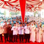Sebanyak ratusan calon jamaah haji asal Kabupaten Musi Banyuasin secara resmi dilepas keberangkatannya oleh Wakil Bupati Muba Abrur Rohman Husen. Pelepasan Jamaah Calon Haji Asal Kabupaten Muba Tahun 1447 H / 2026 M digelar di Hotel Gambo, Sekayu, Minggu (26/4/2026). Foto: Kominfo MUba.