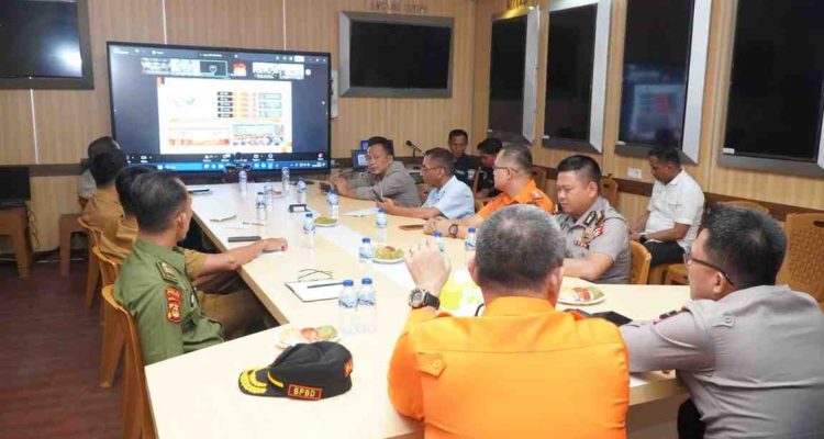 Rapat koordinasi persiapan menghadapi Karhutlah di Polres Muba, Selasa (14/4/2026). Foto: Kominfo Muba.