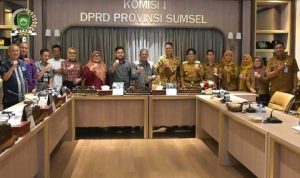 Anggota Pansus I DPRD Sumsel yang menggelar rapat bersama OPD terkait. Foto: Dok Humas DPRD Sumsel.
