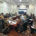 Para pejabat Pemkab Muba gelar Desk 1 Penilaian Kinerja Pengentasan Kemiskinan dan Stunting yang digelar secara virtual, Kamis (9/4/2026). Foto: Kominfo Muba.