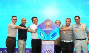 Gubernur Sumatera Selatan, Dr. H. Herman Deru meluncurkan Sistem Informasi Penagihan untuk Pajak Kendaraan Bermotor Terintegrasi (SIGUNTANG) sebagai upaya meningkatkan kepatuhan wajib pajak dan mengoptimalkan pendapatan daerah, Selasa (7/4/2026), di Hotel Excelton Palembang. Foto: Humas Pemprov Sumsel.
