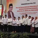 Para anggota Dewan Pakar PKS Sumsel yang dilantik, Sabtu (4/4/2026). Foto: Dok PKS Sumsel.