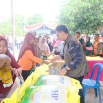Dinas Ketahanan Pangan Kabupaten Muba menggelar Gerakan Pangan Murah (GPM) bekerja sama dengan Perum Bulog Kanwil Sumsel Babel, Bank Sumsel Babel, dan PT Muba Energi Maju Berjaya. Kegiatan ini berlangsung Rabu (15/4/2026) di Halaman Dinas Ketahanan Pangan Kabupaten Musi Banyuasin. Foto: Kominfo Muba.
