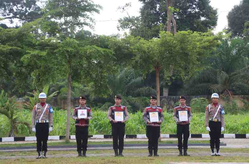 Empat anggota Polres Muratara dipecat dengan tidak hormat. Foto: IST