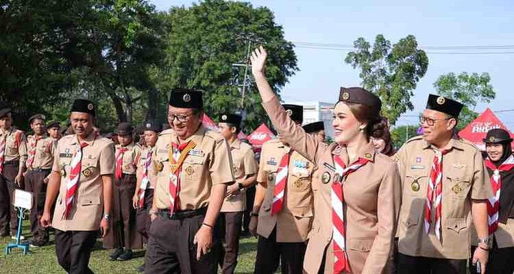 Jambore Cabang Gerakan Pramuka Kota Palembang Tahun 2026 resmi dibuka di Lapangan Utama Kwartir Cabang Gerakan Pramuka Kota Palembang, Kamis (30/4/2026) oleh Ketua Kwartir Cabang Gerakan Pramuka Kota Palembang, Putri Azizah Prima Salam. Foto: Kominfo Palembang.