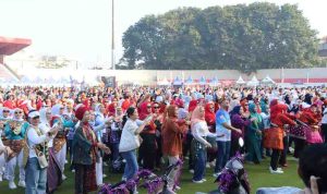 Palembang Budaya Run yang dirangkaikan dengan launching Senam Kriya (Kreasi Sriwijaya) 2026 di Lapangan Stadion Bumi Sriwijaya, Jumat (24/4/2026). Foto: Kominfo Palembang.