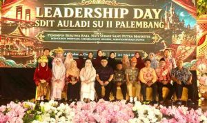Para pengurus Yayasan Auladi Palembang, para Kepsek, dan pejabat Diknas Palembang saat hadir di acara Leadership Day SDIT Auladi SU II Palembang, Kamis (21/5/2026). Foto: IST.