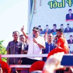 Bupati Muba, HM Toha menyambut aksi May Day yang dilakukan organisasi buruh di Sekayu, Jumat (1/5/2026). Foto: Kominfo Muba.