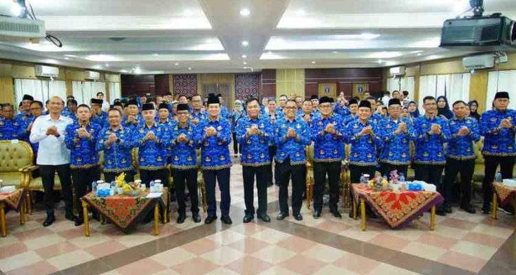 Bupati Muba, HM Toha saat membuka Musyawarah Pimpinan Korpri Kabupaten Muba dalam rangka Pemilihan Ketua Korpri Pengganti Antar Waktu Masa Bakti 2024–2029, Rabu (20/5/2026) di Auditorium Pemkab Muba. Foto: Kominfo Muba.