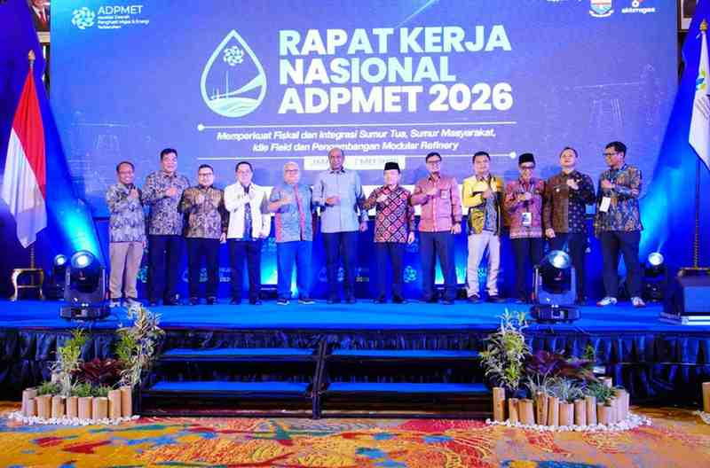 Bupati Musi Banyuasin, HM Toha Tohet, SH menghadiri Rapat Kerja Nasional (Rakernas) I Tahun 2026 Asosiasi Daerah Penghasil Migas dan Energi Terbarukan (ADPMET) di Ballroom Swiss-Belhotel Jambi, Kamis (7/5/2026). Foto: Kominfo Muba.