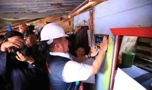 Gubernur Sumsel, Herman Deru saat meluncurkan Gerakan Rutilahu di Kelurahan 11 Ulu, Kecamatan Seberang Ulu II, Selasa (5/5/2026) pagi Foto: Humas Pemprov Sumsel.