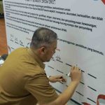 Penadatanganan deklrasi bersama Sistem Penerimaan Murid Baru (SPMB) tahun ajaran 2026/2027 dengan prinsip objektif, transparan, akuntabel, dan tanpa diskriminasi, Seclasa (12/5/2026). Foto: Kominfo Palembang.