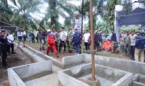 sumur2 (1) Gubernur Sumatera Selatan, Dr. H. Herman Deru bersama Forkopimda Sumsel dan Bupati Musi Banyuasin, M. Toha Tohet, meninjau langsung sumur minyak masyarakat di Desa Tanjung Dalam, Kabupaten Musi Banyuasin, Rabu (13/5/2026). Foto: Humas Pemprov Sumsel.