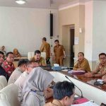 Sekda Muba Drs Syafaruddin, MSi saat memimpin rapat rencana penertiban HGU dan Amdal perusahaan. Foto: Kominfo Muba.