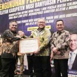 Apresiasi tinggi ini datang langsung dari Kepala BPJS Ketenagakerjaan Wilayah Sumbagsel, Kuncoro Budi Winarno kepada Disnakertrans Muba. Ia memuji sinergi apik yang terjalin antara Pemkab Muba, Forum HRD, dan dunia usaha dalam memperluas cakupan perlindungan bagi pekerja rentan. Foto: Kominfo Muba.
