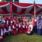 Peringatan Hari Lahir ke-76 Palang Merah Remaja (PMR) berlangsung khidmat dan meriah melalui apel serta simulasi pertolongan pertama pada kecelakaan (P3K) di SMAN 13 Palembang, Sabtu (6/6/2026), dihadiri Ketua PMR Sumsel, Febrita Lustia. Foto: Humas Pemprov Sumsel.