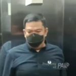 Oknum Wabup PALI, IT saat dibawa ke gedung Kejaksaan Tinggi Sumsel. Foto: Tiktik PalTV