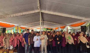 Anggota DPRD Sumsel Dapil I Palembang saat kegiatan reses berlangsung di SIT Salsabilah, Kecamatan Plaju. Foto: Humas DPRD Sumsel.