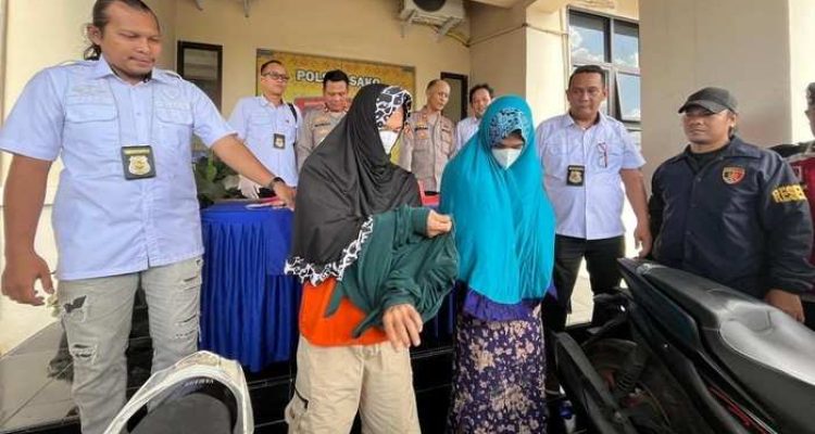 Dua pencuri yang nekat menyamar jadi wanita, guna menggasak harta benda tetangganya. Foto: IST/Dok detiksumbagsel.
