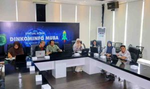 Dalam rangka meningkatkan kualitas penyelenggaraan statistik sektoral, Pemerintah Kabupaten Musi Banyuasin menggelar Interview Evaluasi Penyelenggaraan Statistik Sektoral (EPSS) Tahun 2026, yang dilaksanakan secara virtual di ruang virtual kantor Dinkominfo Muba, kamis (9/7/2026). Foto: Kominfo Muba.
