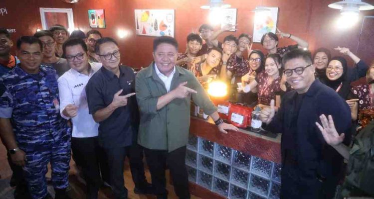 Gubernur Sumsel, Herman Deru usai melakukan eksplorasi Program Sultan Muda Sumsel bersama Kepala Perwakilan Bank Indonesia (BI) Sumsel Bambang Pramono, Kepala Otoritas Jasa Keuangan (OJK) Sumsel Arifin Susanto, serta sejumlah kepala Organisasi Perangkat Daerah (OPD), Selasa (30/6/2026). Foto: Humas Pemprov Sumsel.