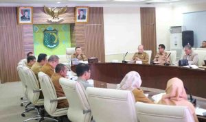 Tertibkan Rapat Kerja Tim Optimalisasi Pendapatan Asli Daerah Pokja Legalitas Pelaku Usaha yang digelar di Ruang Rapat Serasan Sekate, Gedung Sekretariat Daerah Muba, Selasa (21/7/2026). Foto: Kominfo Muba.
