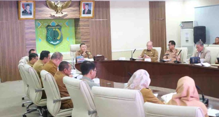 Rapat Kerja Tim Optimalisasi Pendapatan Asli Daerah Pokja Legalitas Pelaku Usaha yang digelar di Ruang Rapat Serasan Sekate, Gedung Sekretariat Daerah Muba, Selasa (21/7/2026). Foto: Kominfo Muba.