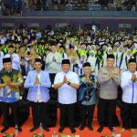 Gubernur Sumatera Selatan (Sumsel) Dr. H. Herman Deru menghadiri Tasyakuran Bebas Buta Huruf Al-Qur’an dan Wisuda Akbar 10.000 Santri TK/TPA BKPRMI di Palembang Sport and Convention Center (PSCC), Selasa (25/8/2026). Foto: Humas Pemprov Sumsel.