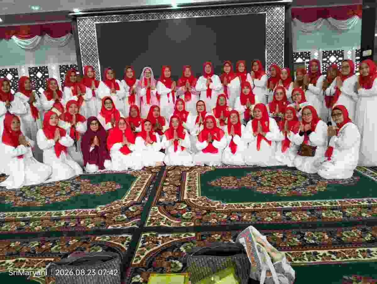 Majelis Taklim Toharo Kabupaten Musi Banyuasin saat gelar acara maulid Nabi Muhammad. Foto: Kominfo Muba.