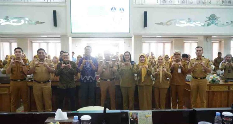 Kegiatan sosialisasi Aplikasi KAWAL PAK WALI (Koordinasi Agenda dan Penjadwalan Pimpinan melalui Kolaborasi dan Wadah Layanan Terintegrasi) di Ruang Parameswara Setda Kota Palembang, Senin (10/8/2026). Foto: Kominfo Palembang.