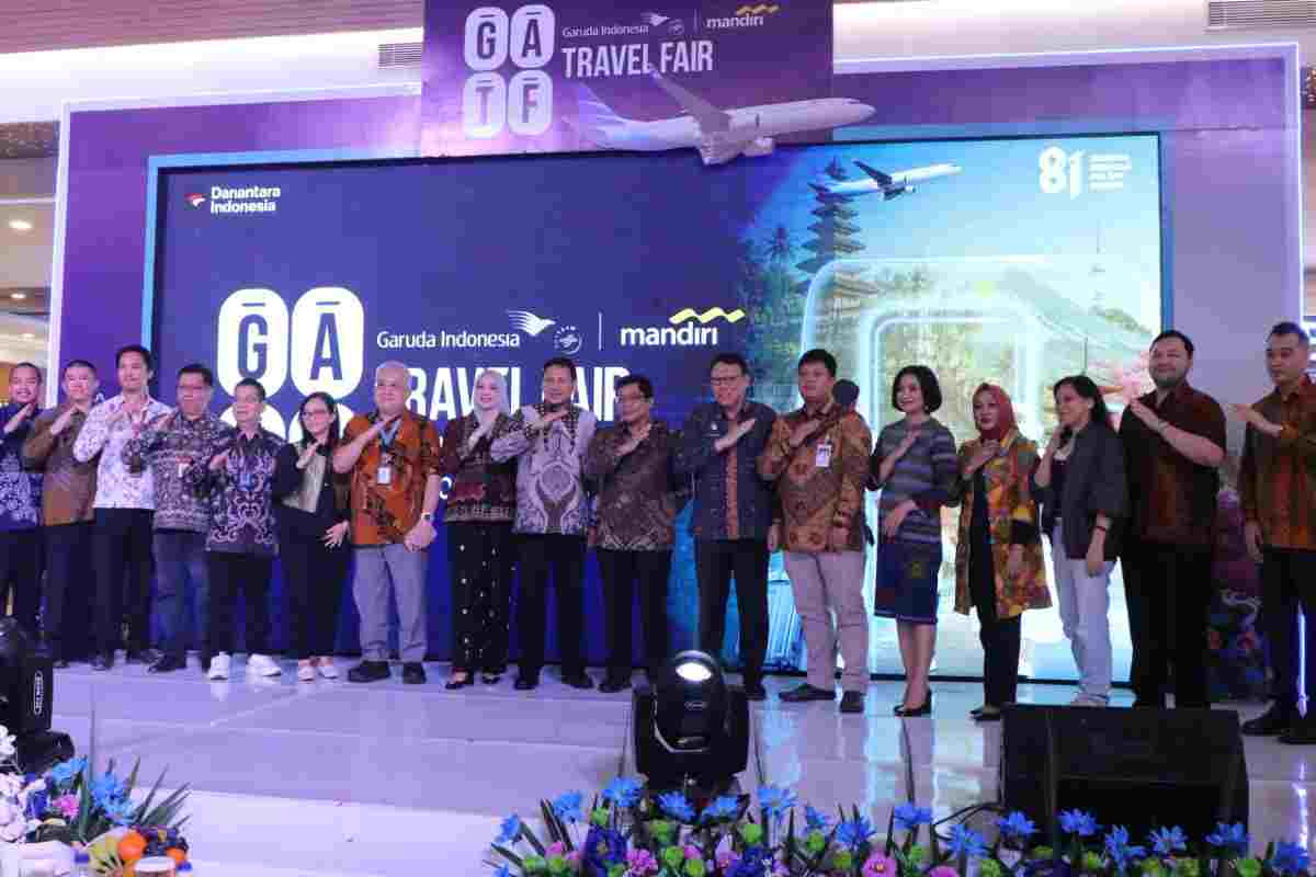 Pembukaan Garuda Indonesia Travel Fair (GATF) 2026 yang digelar di atrium Palembang Indah Mall, Jumat (28/8/2026). Foto: Kominfo Palembang.