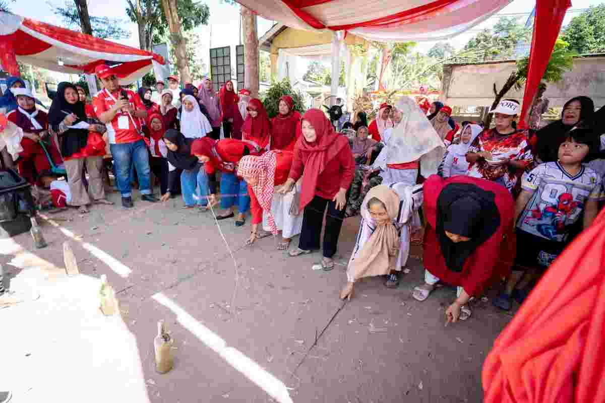 Suasana kemeriahan perayaan HUT RI di lapangan Desa Ibru, Kecamatan Mestong, Kabupaten Muaro Jambi, Sabtu (22/8/2026). Foto: IST/Dok BRI