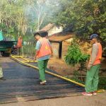 Jembatan di Jalan Poros Dusun IV, Desa Purwosari, Kecamatan Lais, yang sempat menjadi perhatian publik setelah kondisi kerusakannya viral di media sosial, kini telah selesai diperbaiki oleh Pemerintah Kabupaten Musi Banyuasin melalui Dinas Pekerjaan Umum (PU). Perbaikan telah rampung pada Jumat (31/7/2026). Foto: Kominfo Muba.