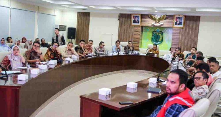 Rapat koordinasi bersama Tim Kementerian Koperasi Republik Indonesia di Ruang Rapat Serasan Sekate, Sekretariat Daerah Kabupaten Muba, Jumat (7/8/2026). Foto: Kominfo Muba.