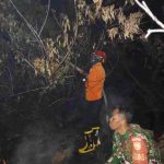 Kebakaran hutan, kebun dan lahan (Karhutbunla) kembali terjadi di Kabupaten Musi Banyuasin. Kali ini, api melanda kawasan Dusun 9 Desa Tanah Abang, Kecamatan Batang Hari Leko, Sabtu malam (29/8/2026). Aparat pun berjibaku hingga dini hari. Foto: Dok BPBD Muba.