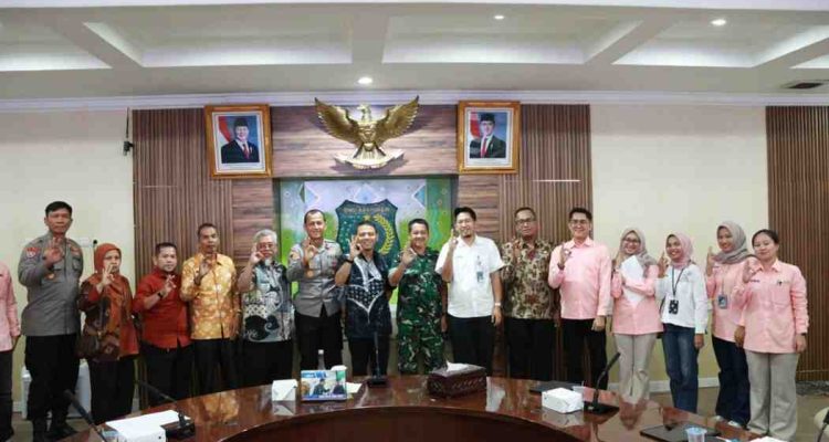 Pemerintah Kabupaten Musi Banyuasin bersama Perum Bulog Kanwil Sumsel Babel menggelar sosialisasi penyaluran bantuan pangan periode Juli-September 2026 di Ruang Rapat Serasan Sekate, Kamis (20/8/2026). . Foto: Kominfo Muba.