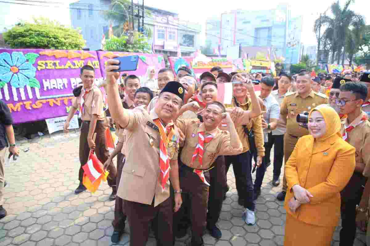 Wagub Sumsel, Cik Ujang saat menghadiri Peringatan Hari Pramuka ke-65 Kwartir Daerah (Kwarda) Gerakan Pramuka Provinsi Sumsel yang digelar di Aula SMK Negeri 6 Palembang, Senin (31/8/2026). Foto: Humas Pemprov Sumsel.