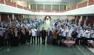 UIN-40kb Walikota Palembang, Ratu Dewa, hadir sebagai narasumber dalam kegiatan Kuliah Iftitah Mahasiswa Baru Fakultas Dakwah dan Komunikasi Universitas Islam Negeri (UIN) Raden Fatah Palembang, Rabu (9/9/2026). Foto; Kominfo Palembang.