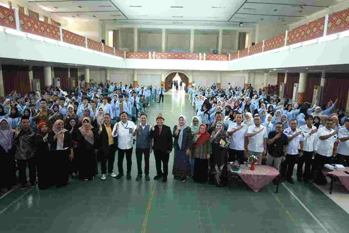 Walikota Palembang, Ratu Dewa, hadir sebagai narasumber dalam kegiatan Kuliah Iftitah Mahasiswa Baru Fakultas Dakwah dan Komunikasi Universitas Islam Negeri (UIN) Raden Fatah Palembang, Rabu (9/9/2026). Foto; Kominfo Palembang.