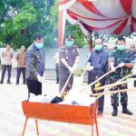 Bupati Musi Banyuasin HM Toha Tohet, SH bersama Ketua DPRD Muba Afitni Junaidi Gumay, SE dan jajaran Forkopimda menghadiri pemusnahan barang bukti perkara tindak pidana umum yang telah berkekuatan hukum tetap (inkracht) di halaman kantor Kejaksaan Negeri Muba, Kamis (10/9/2026). Foto: Kominfo Muba.