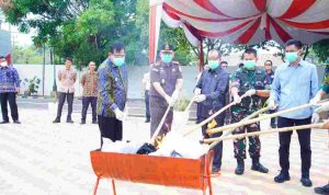 kejari-40kb Bupati Musi Banyuasin HM Toha Tohet, SH bersama Ketua DPRD Muba Afitni Junaidi Gumay, SE dan jajaran Forkopimda menghadiri pemusnahan barang bukti perkara tindak pidana umum yang telah berkekuatan hukum tetap (inkracht) di halaman kantor Kejaksaan Negeri Muba, Kamis (10/9/2026). Foto: Kominfo Muba.